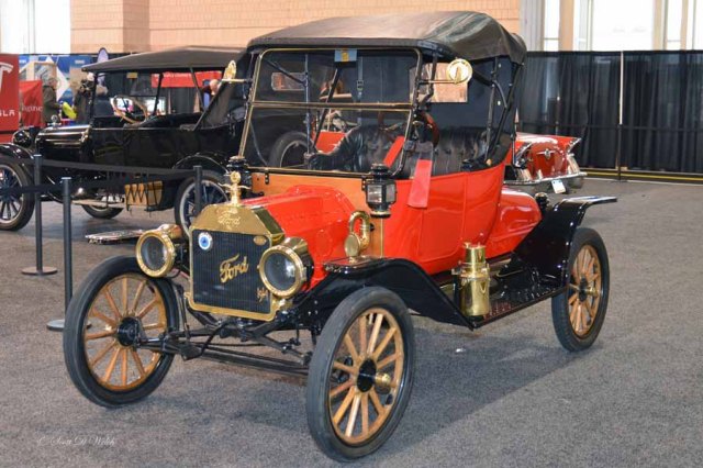 1914 Ford Model T Runabout